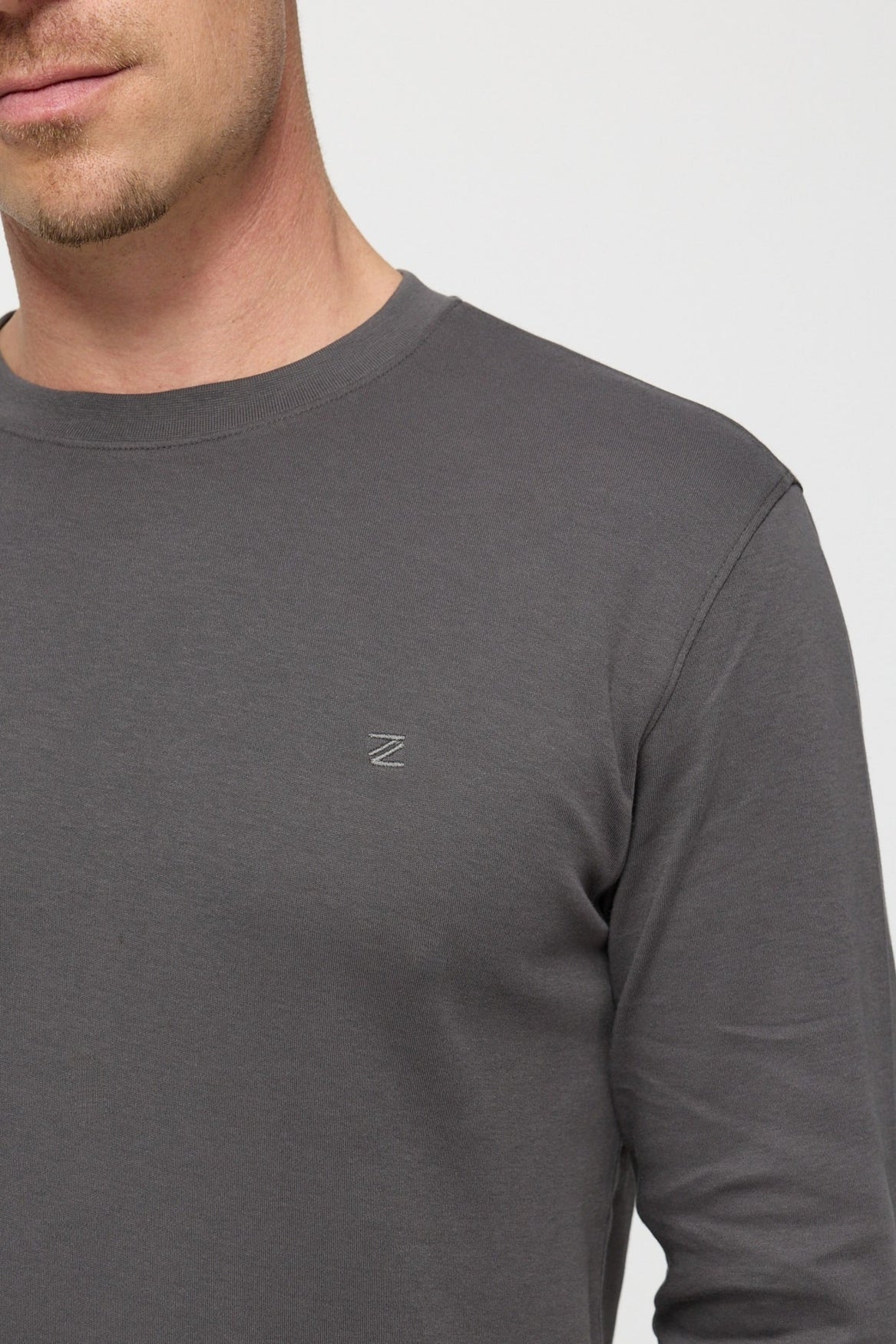 T-Shirt DiOwen 213-390 | Charcoal