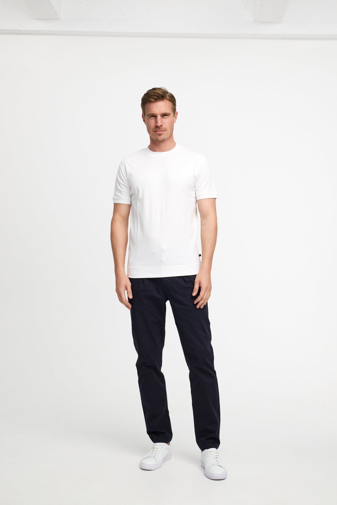 218-100 DiRalph 218-100 | White