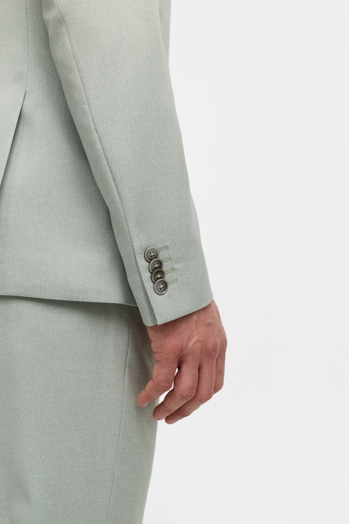 241212-715 DiNick 241212-715 | Lt. Green