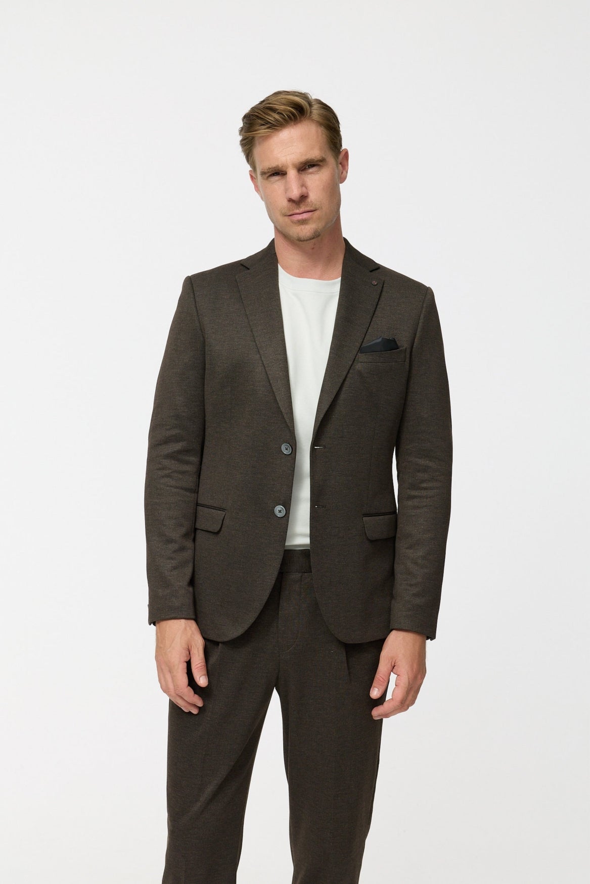 DiNick Sakko Slim Fit | Dk. Brown