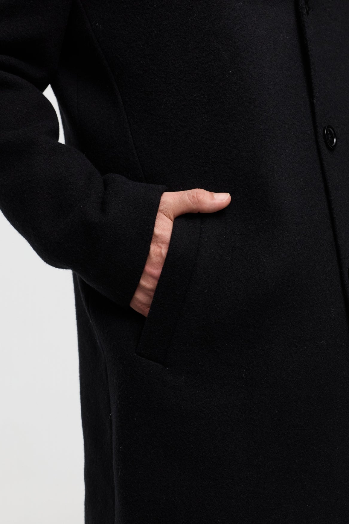 Mantel DiArvid 252814-900 | Black