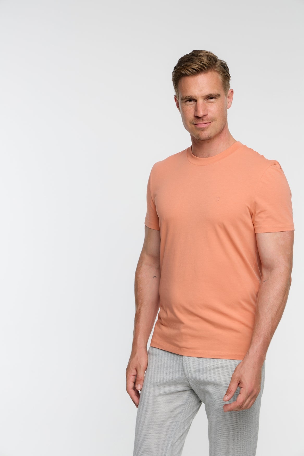 Herren T-Shirt DiFlo in Dk. Orange, Rückansicht