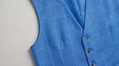 Outfit für die Weihnachtsfeier beim Chef: Dresscode richtig lesen