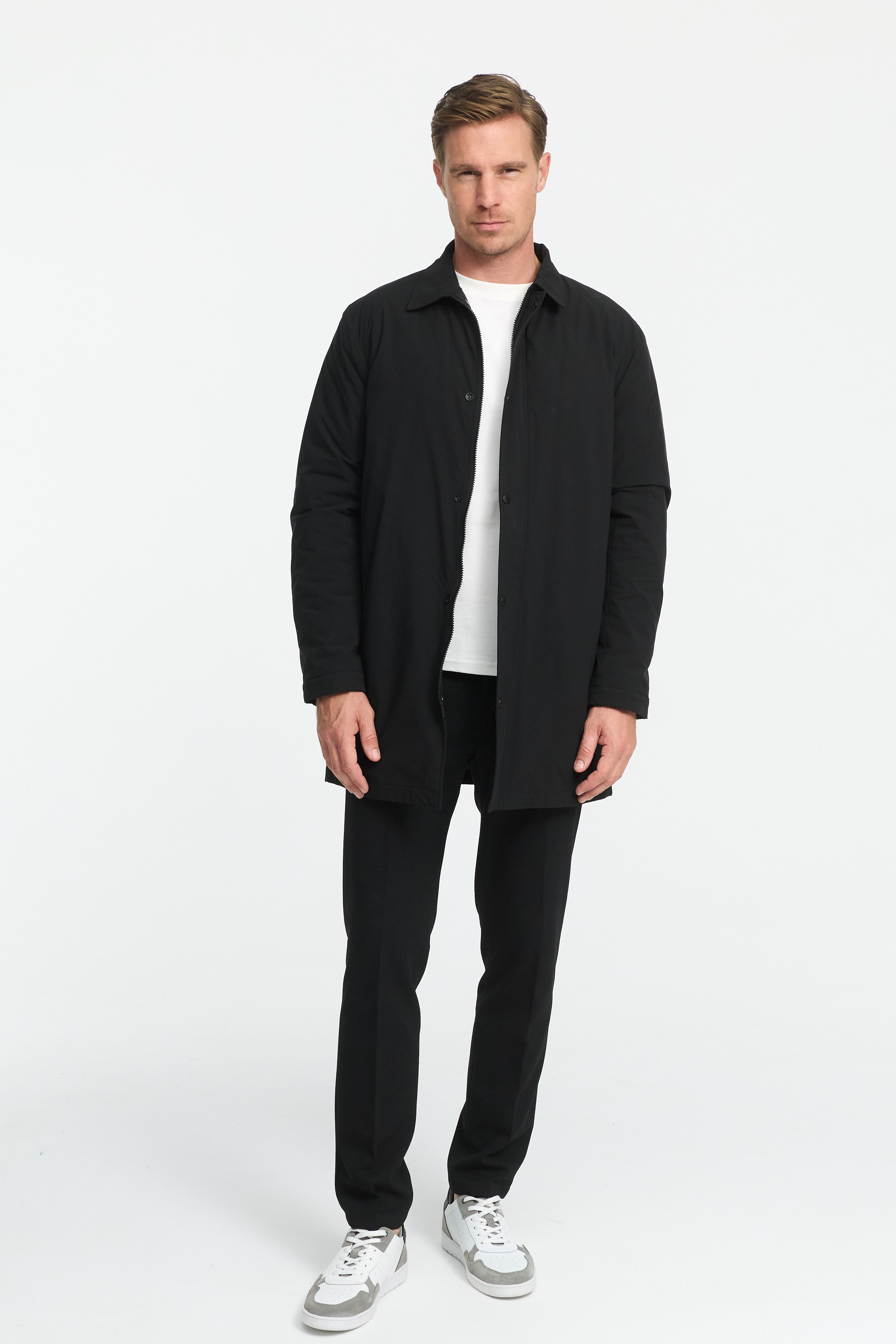 Mantel DiMomo 211900-900 Black