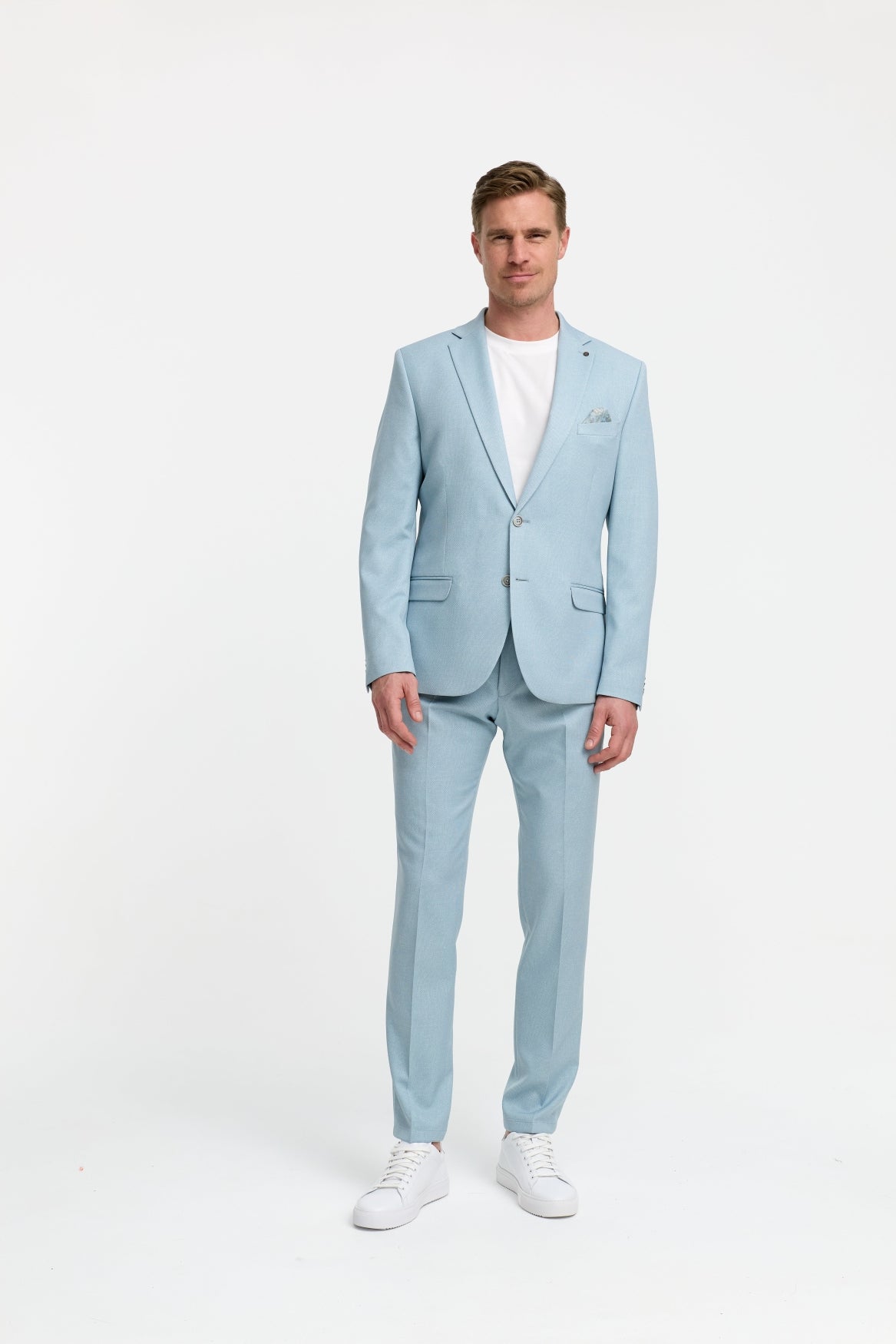 241212-615 DiNick 241212-615 | Lt. Blue