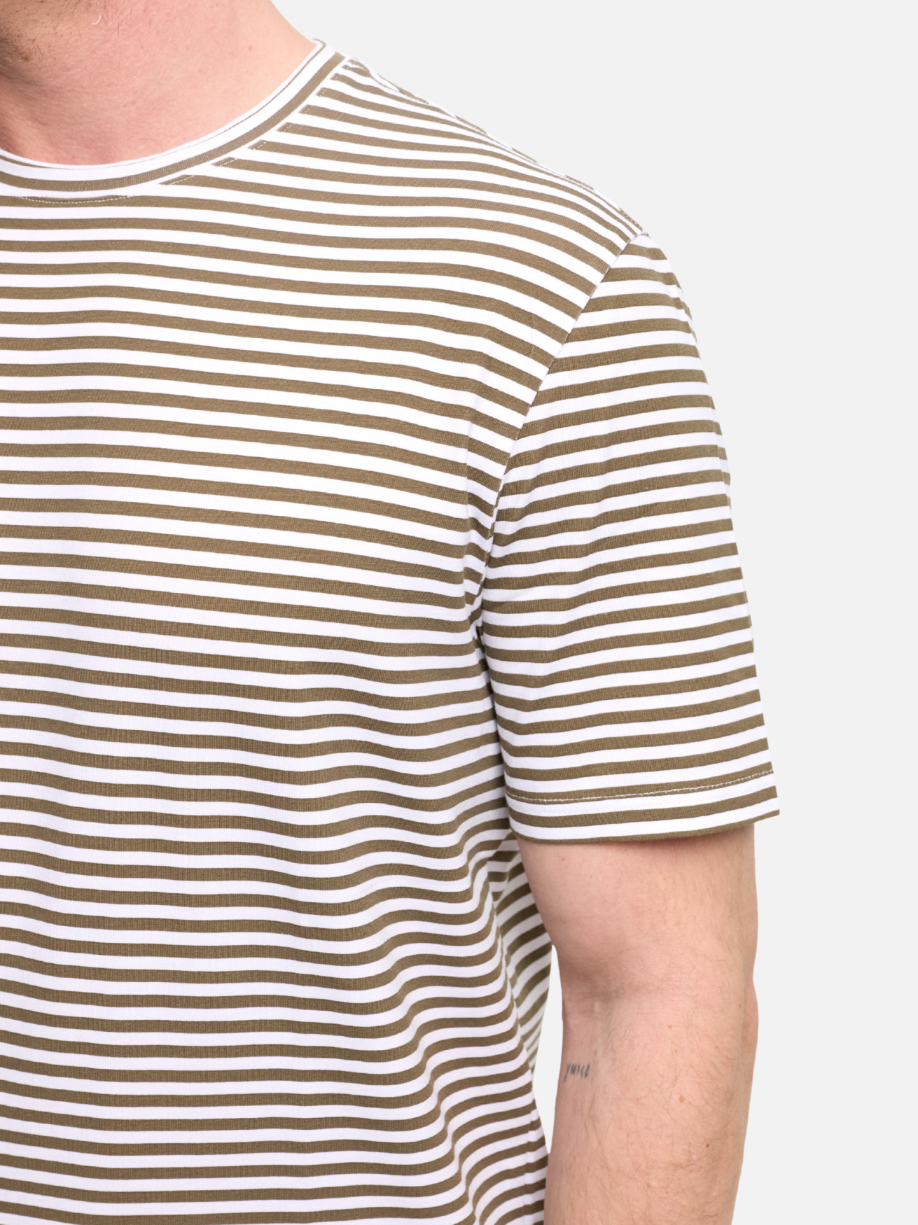 216-830 DiStefano Med. Brown | Med. Brown